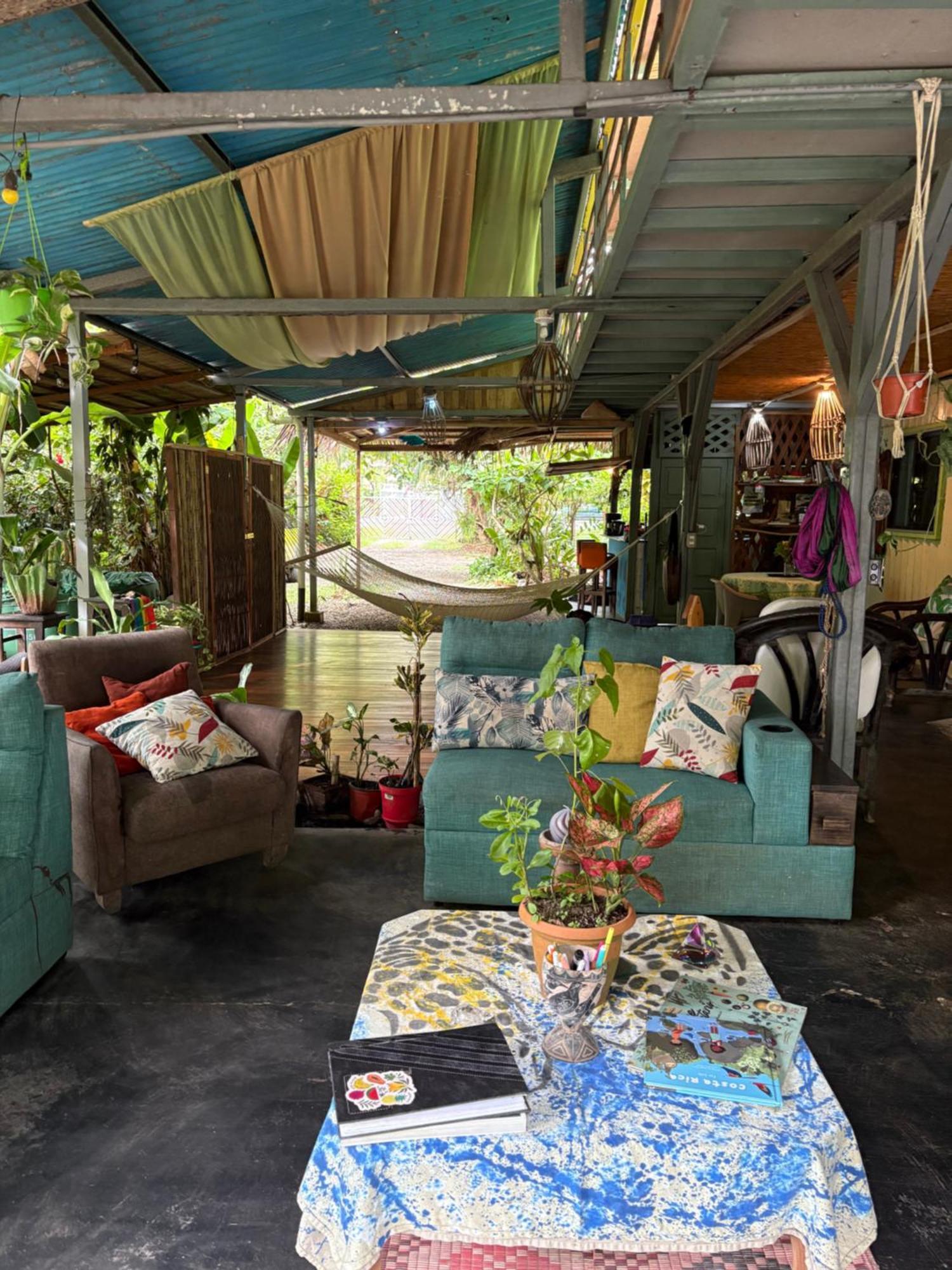 Organico Punta Riel Hotell Cahuita Exteriör bild
